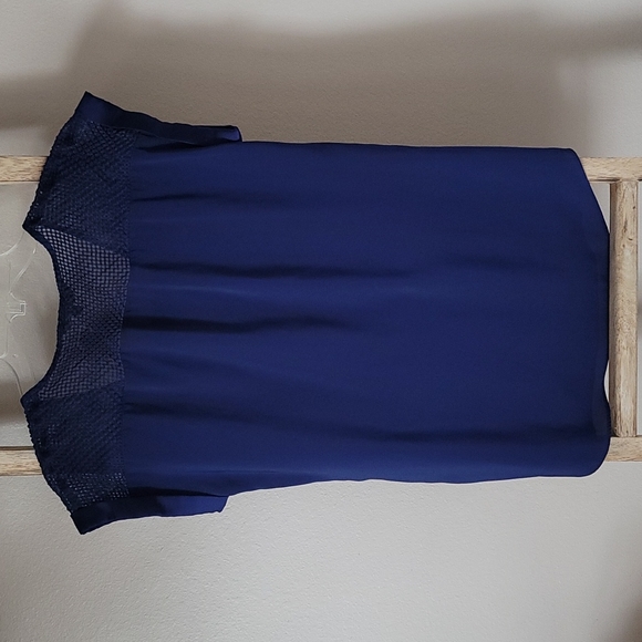 Express Blouse - Picture 2 of 4